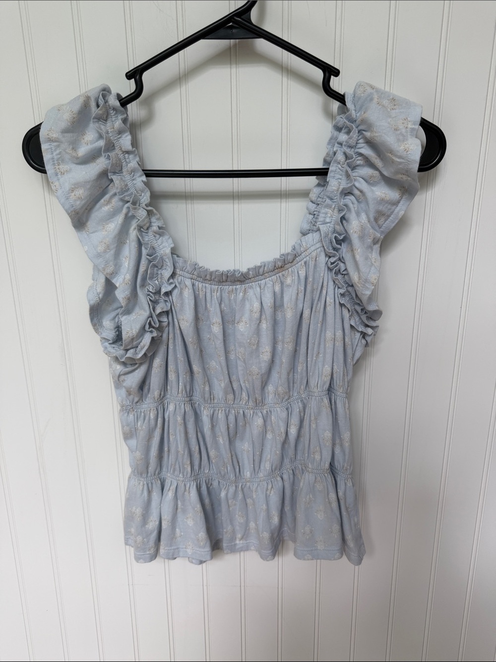 (112)Melrose and Market Light Blue Ruffled Tiered Camisole